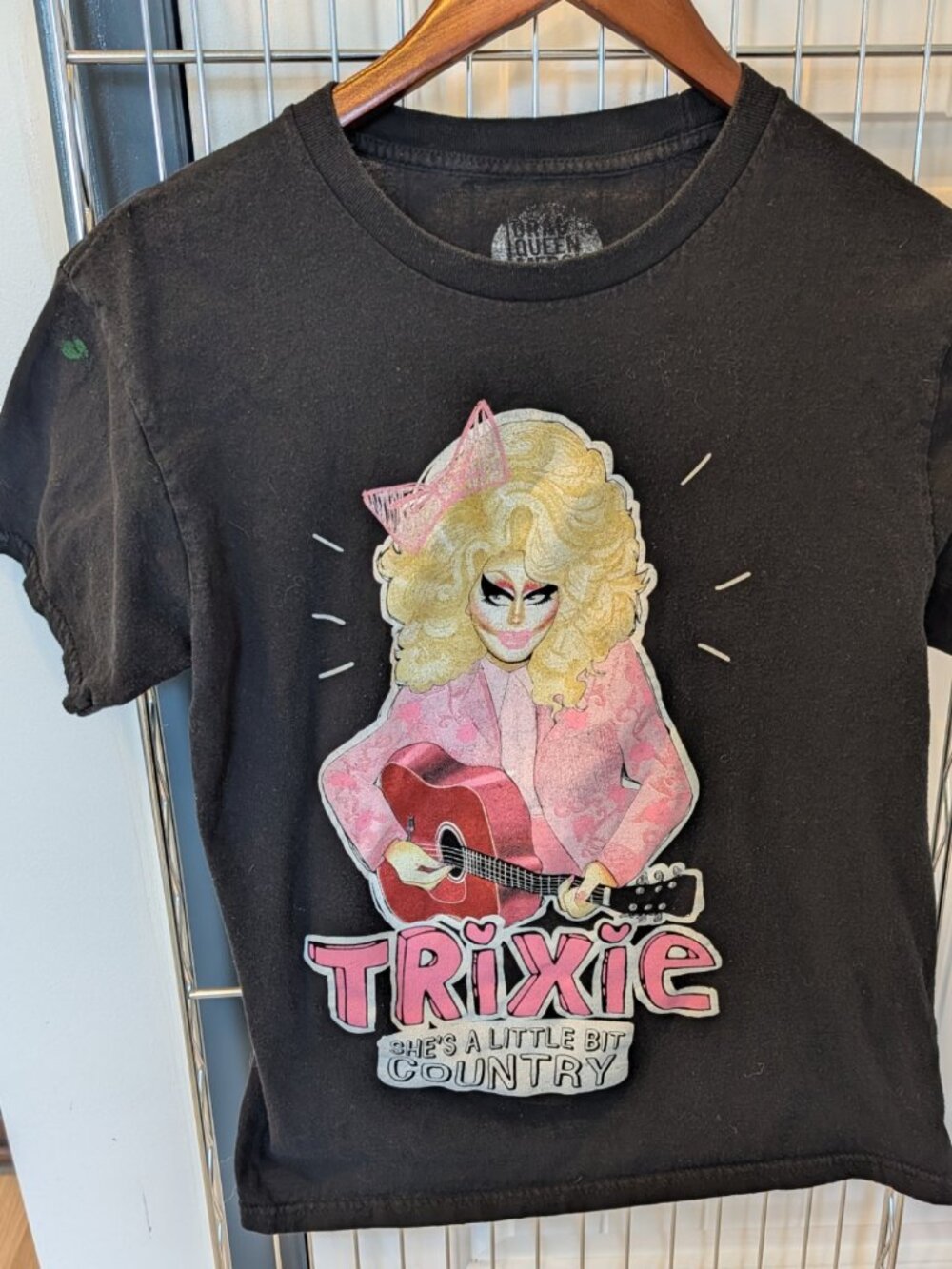 Trixie Mattel "She's A Little Bit Country" Graphic T-Shirt – Size Small